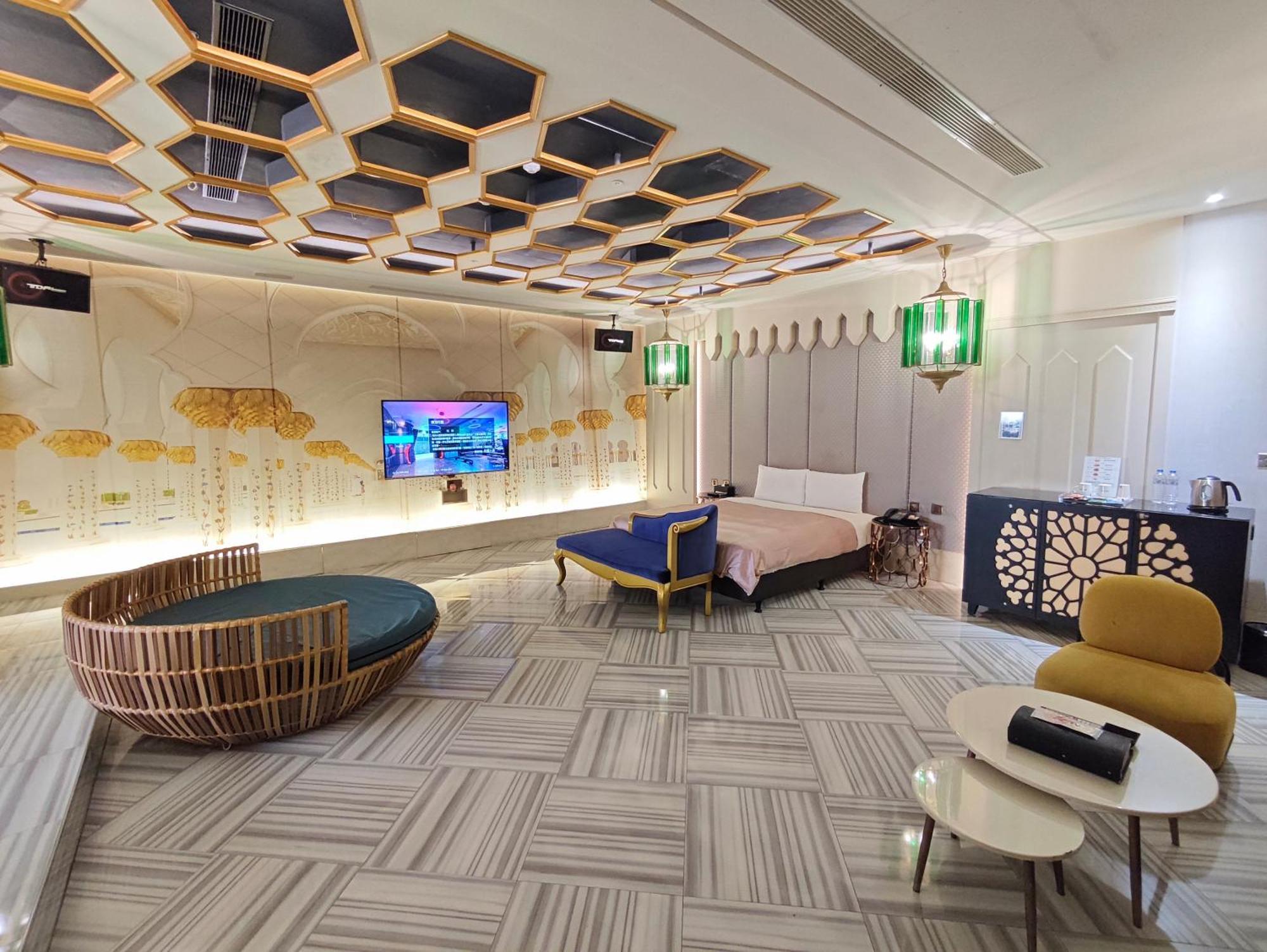 Icolour Villa Motel Taichung Exterior foto